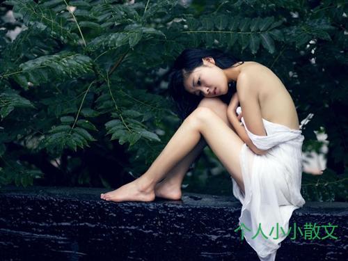 适合晚上孤独发的朋友圈_伤感句子