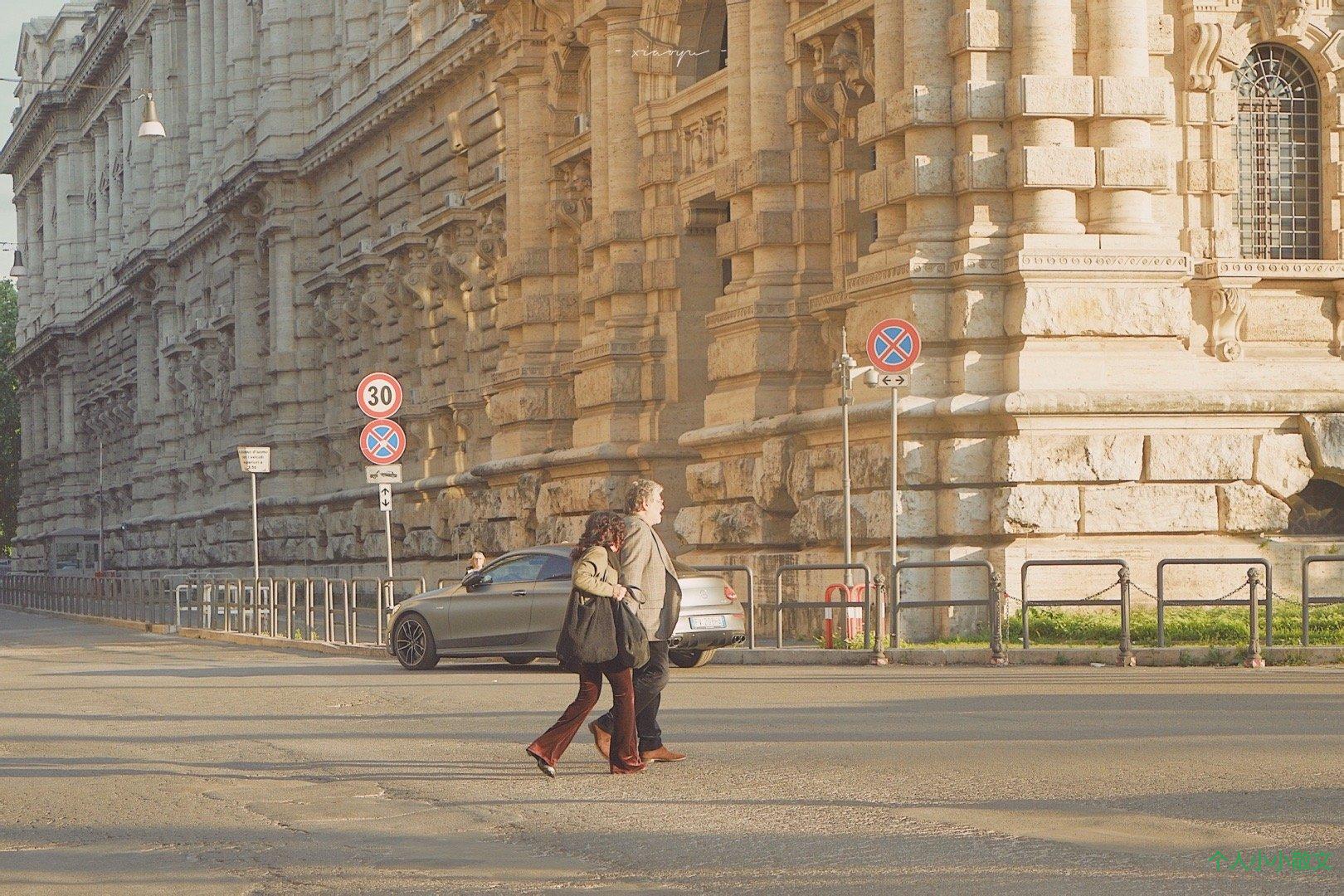 不被需要的伤心句子_伤心的句子