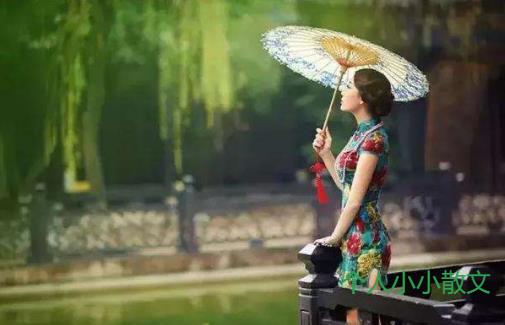 十月，烟花雨巷，谁的思念带着伤？